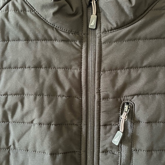 Nautica Men’s Quilted Puffer jacket Size L / Like New - Picture 3 of 9